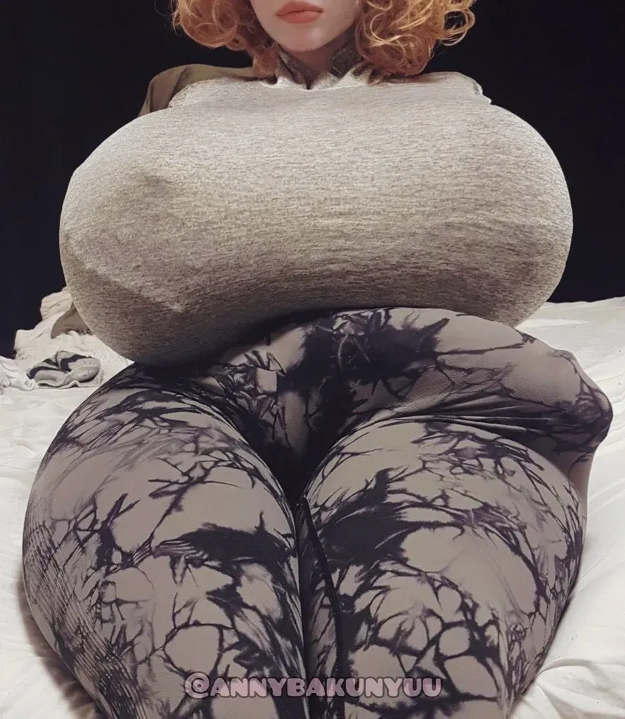 How to Style Men's Tight Yoga Pants Beyond the Studio