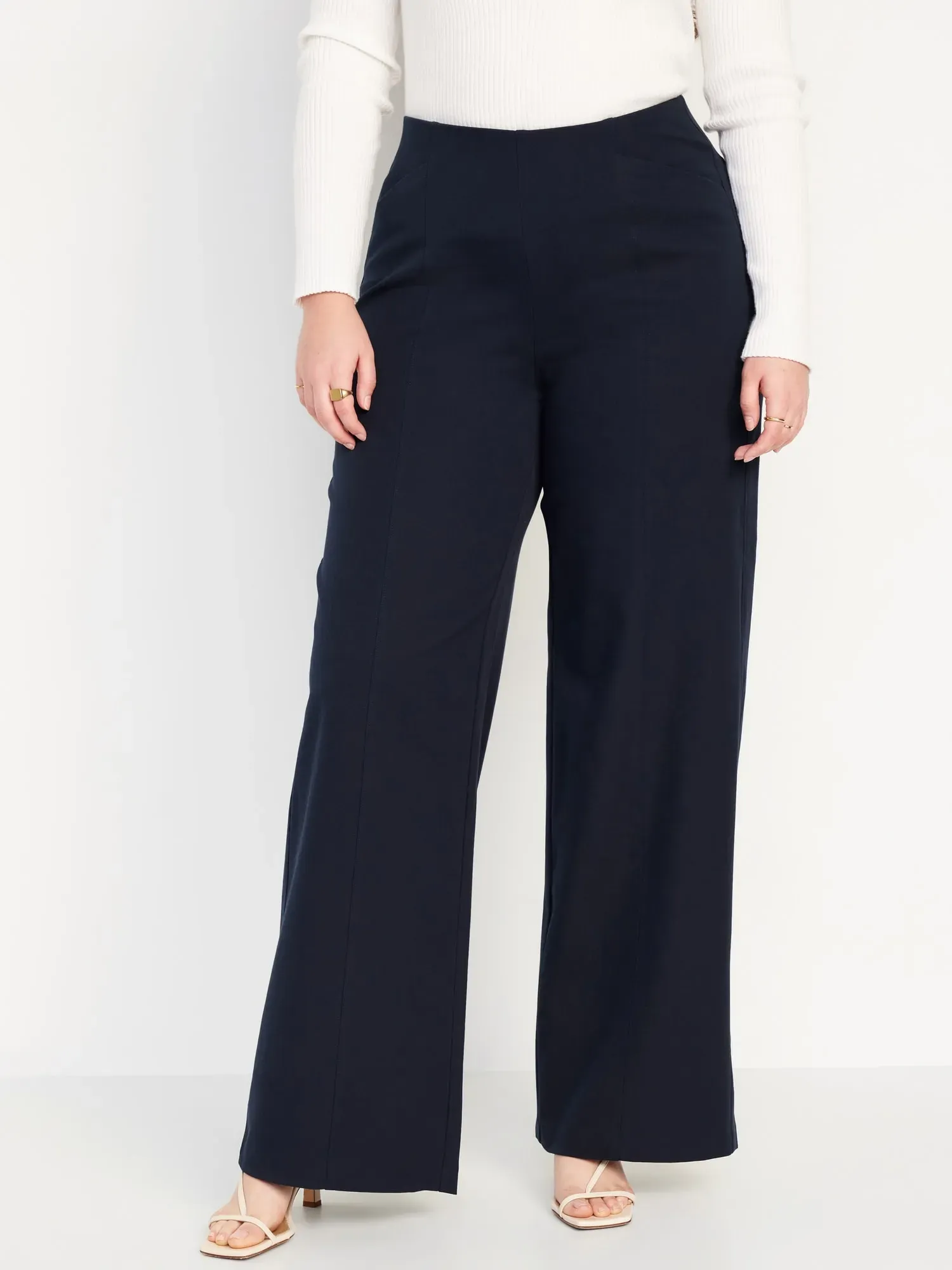 Key Features of Old Navy Wide Leg Yoga Pants