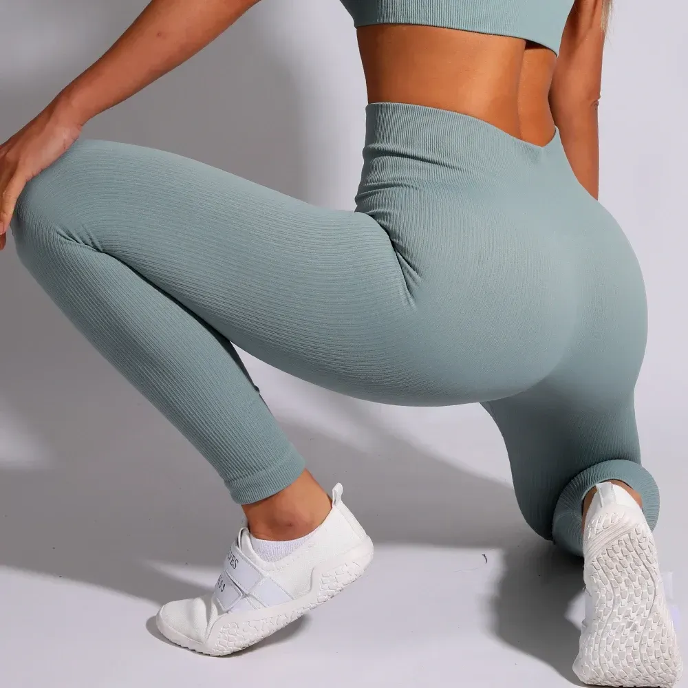 Why Tight Yoga Pants Are a GoTo Choice