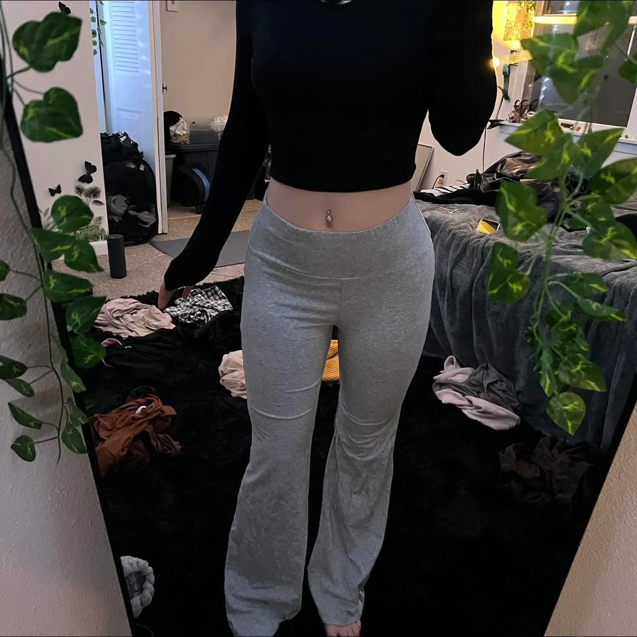 Amazing yoga pants y2k: Get the Perfect Throwback Look